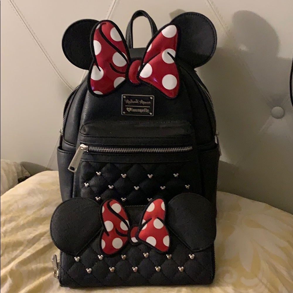 Loungefly Minnie Mouse Backpack w Matching Wallet